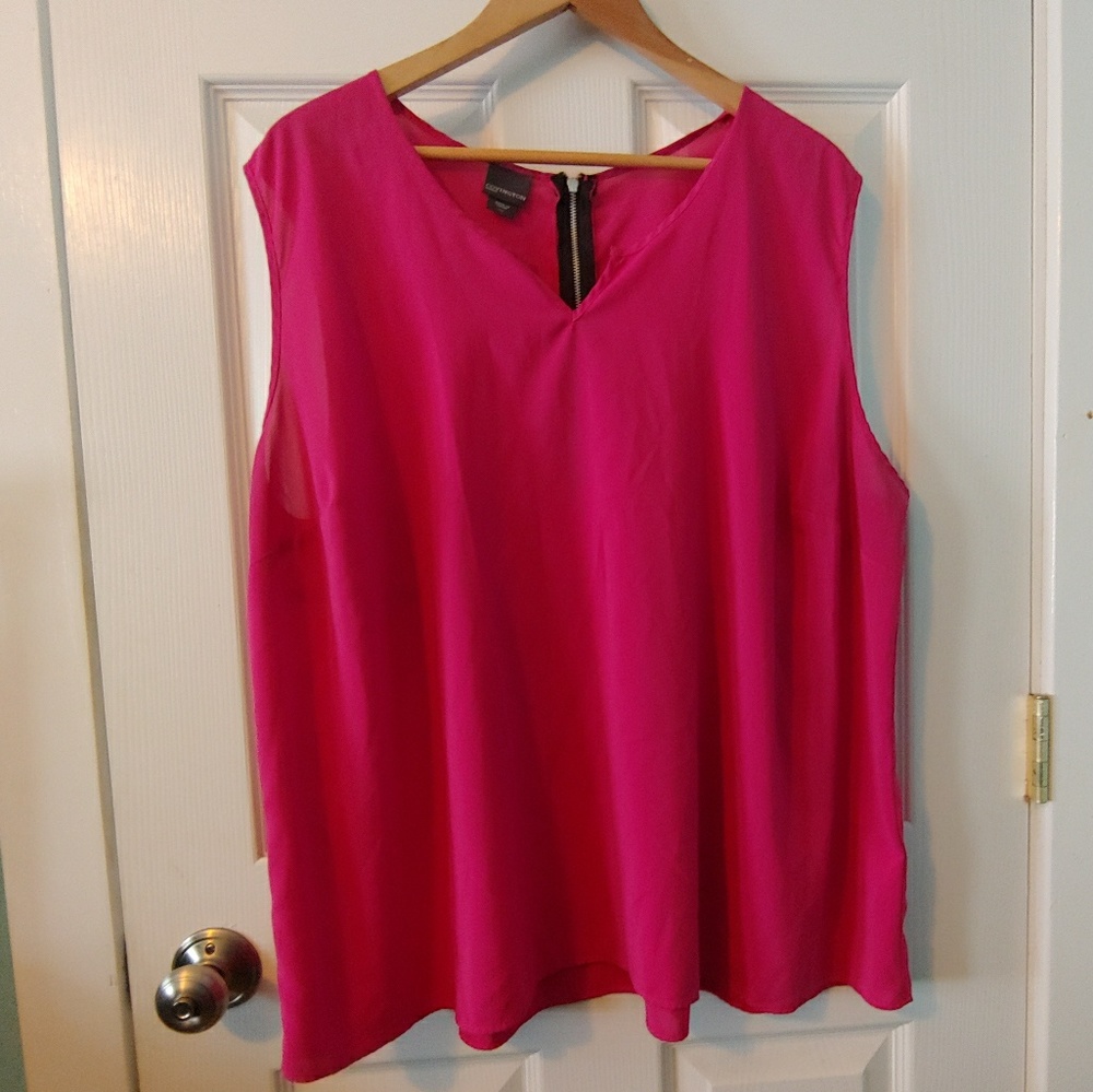 Sleeveless Shell